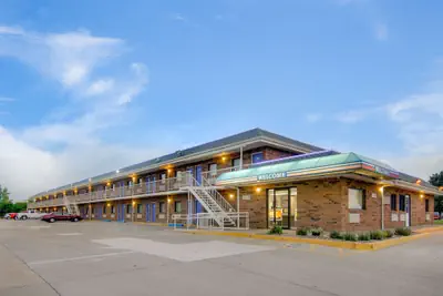 Photo 2 - Motel 6 Salina, KS