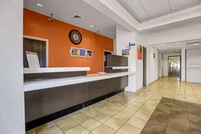 Photo 3 - Motel 6 Benson, AZ