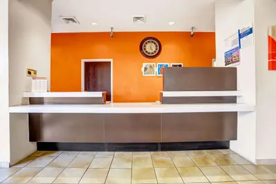 Photo 4 - Motel 6 Benson, AZ