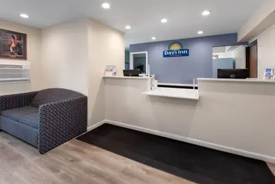 Photo 3 - Days Inn by Wyndham Mackinaw City/Bridgeview Area