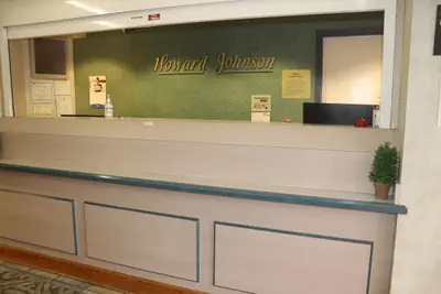 Photo 3 - Howard Johnson by Wyndham Tifton GA I-75