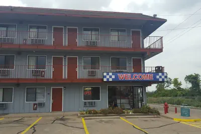 Photo 2 - Travel Inn