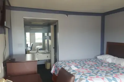 Photo 5 - Travel Inn