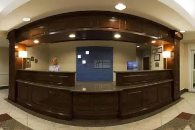 Photo 3 - Holiday Inn Express & Suites Waxahachie by IHG