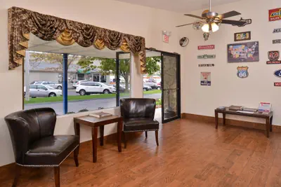 Photo 4 - Americas Best Value Inn & Suites Jackson, MI