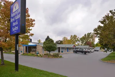 Photo 2 - Americas Best Value Inn & Suites Jackson, MI