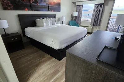 Photo 2 - Days Inn by Wyndham Charleston WV