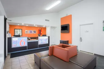 Photo 3 - Motel 6 Kingman, AZ - Route 66 West