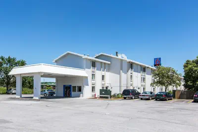 Photo 2 - Motel 6 Council Bluffs, IA - Omaha East