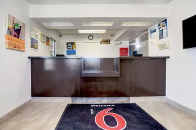 Photo 3 - Motel 6 Grants, NM
