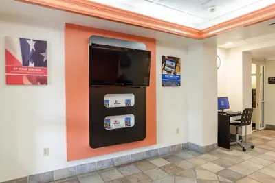 Photo 3 - Motel 6 Bristol, VA