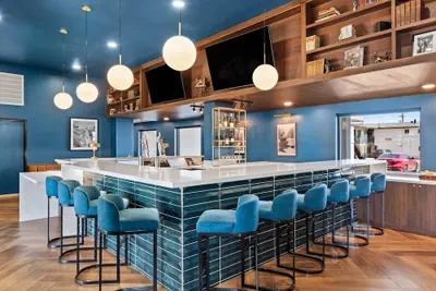 Photo 4 - The Ellsworth Hotel, an Ascend Collection Hotel