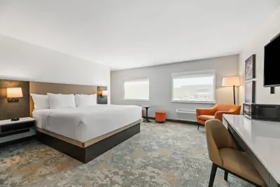Photo 2 - The Ellsworth Hotel, an Ascend Collection Hotel