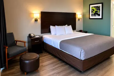 Photo 4 - Quality Inn Parker