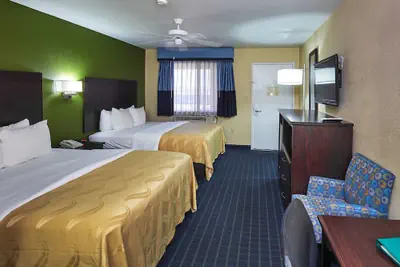 Photo 5 - Quality Inn Parker