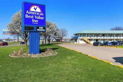 Photo 2 - Americas Best Value Inn Lincoln