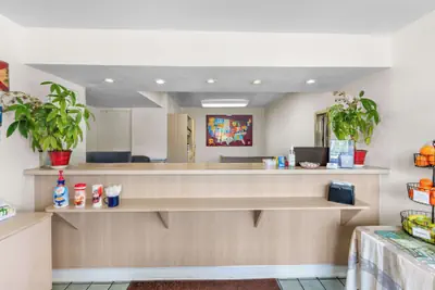Photo 3 - Americas Best Value Inn Lake City