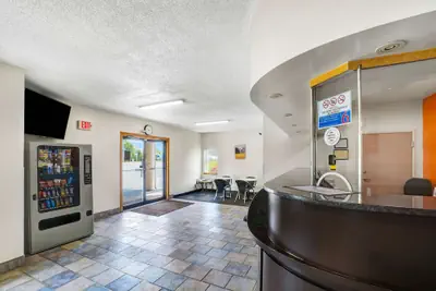 Photo 3 - Motel 6 Gordonville PA - Lancaster PA