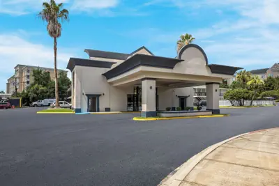 Photo 2 - Quality Inn Tallahassee near University