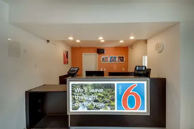 Photo 5 - Motel 6 Bellingham, WA