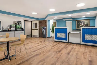 Photo 5 - SureStay by Best Western Lewiston Auburn Area
