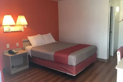 Photo 4 - Motel 6 Lufkin, TX