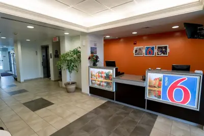 Photo 4 - Motel 6 Pottstown, PA