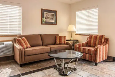 Photo 4 - Econo Lodge Corvallis Near University