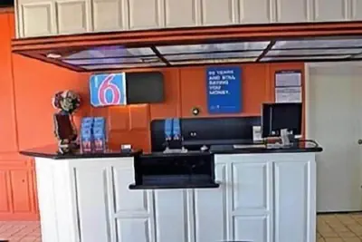 Photo 4 - Motel 6 Sallisaw, OK