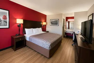 Photo 5 - Sunset Inn