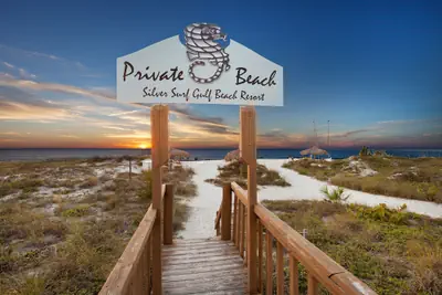 Photo 2 - Silver Surf Gulf Beach Resort
