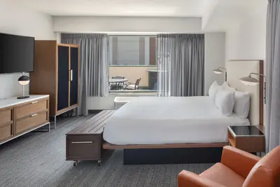 Photo 5 - Courtyard by Marriott Stamford Downtown