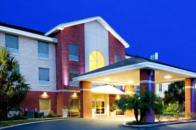 Photo 2 - Holiday Inn Express Hotel & Suites Weslaco by IHG