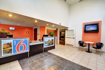 Photo 3 - Motel 6 Newport, RI