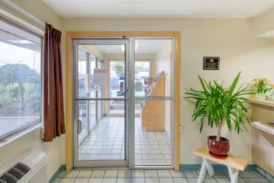Photo 3 - Days Inn by Wyndham New Philadelphia