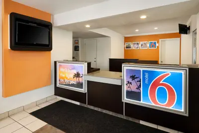 Photo 3 - Motel 6 Pismo Beach, CA