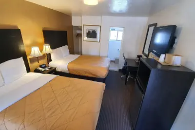 Photo 5 - Rodeway Inn Flagstaff - Downtown