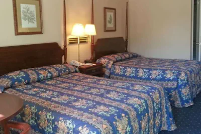 Photo 3 - Stratford Motor Inn East Ellijay