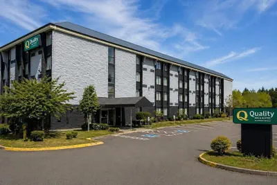 Photo 2 - Quality Inn & Suites Everett