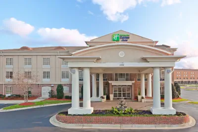 Photo 2 - Holiday Inn Express & Suites Vicksburg by IHG