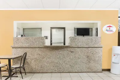 Photo 3 - Super 8 by Wyndham Santee