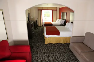 Photo 4 - Holiday Inn Express Sumter by IHG