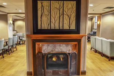Photo 4 - Hampton Inn Ft Payne