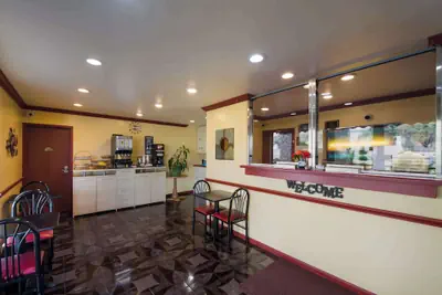 Photo 5 - Americas Best Value Inn Buda Austin S