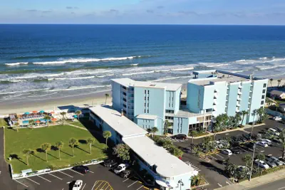Photo 2 - El Caribe Resort & Conference Center