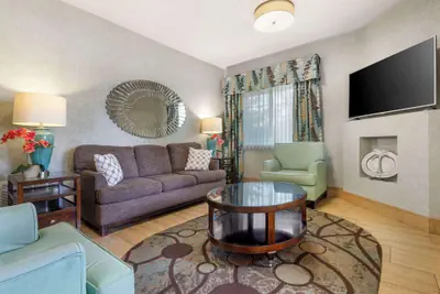 Photo 4 - Best Western Plus Oceanside Palms