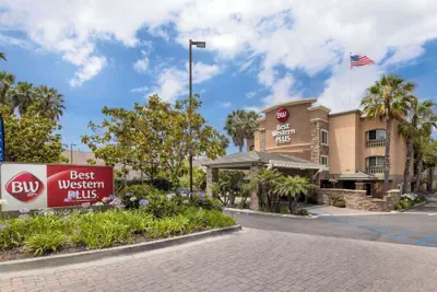 Photo 2 - Best Western Plus Oceanside Palms