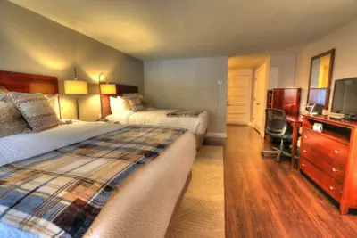 Photo 5 - River Edge Inn