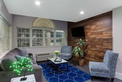 Photo 3 - Microtel Inn & Suites by Wyndham Augusta/Riverwatch