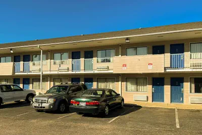 Photo 2 - Motel 6 Millington, TN